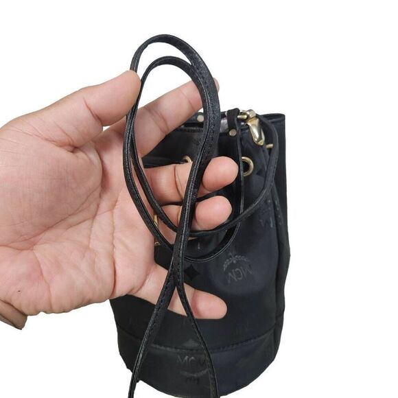 Mcm bucket crossbody bag - Picture 7 of 13
